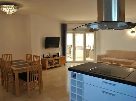 Las Golondrinas Penthouse Mijas