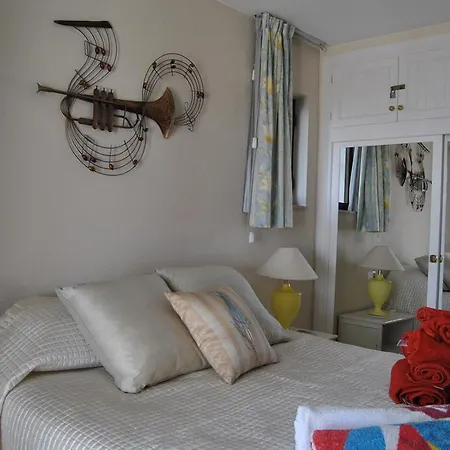Las Golondrinas Apartment *
